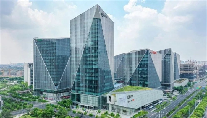 上海浦東新區出售獨棟：前灘前排占位，國際濱水地標級商務會客廳